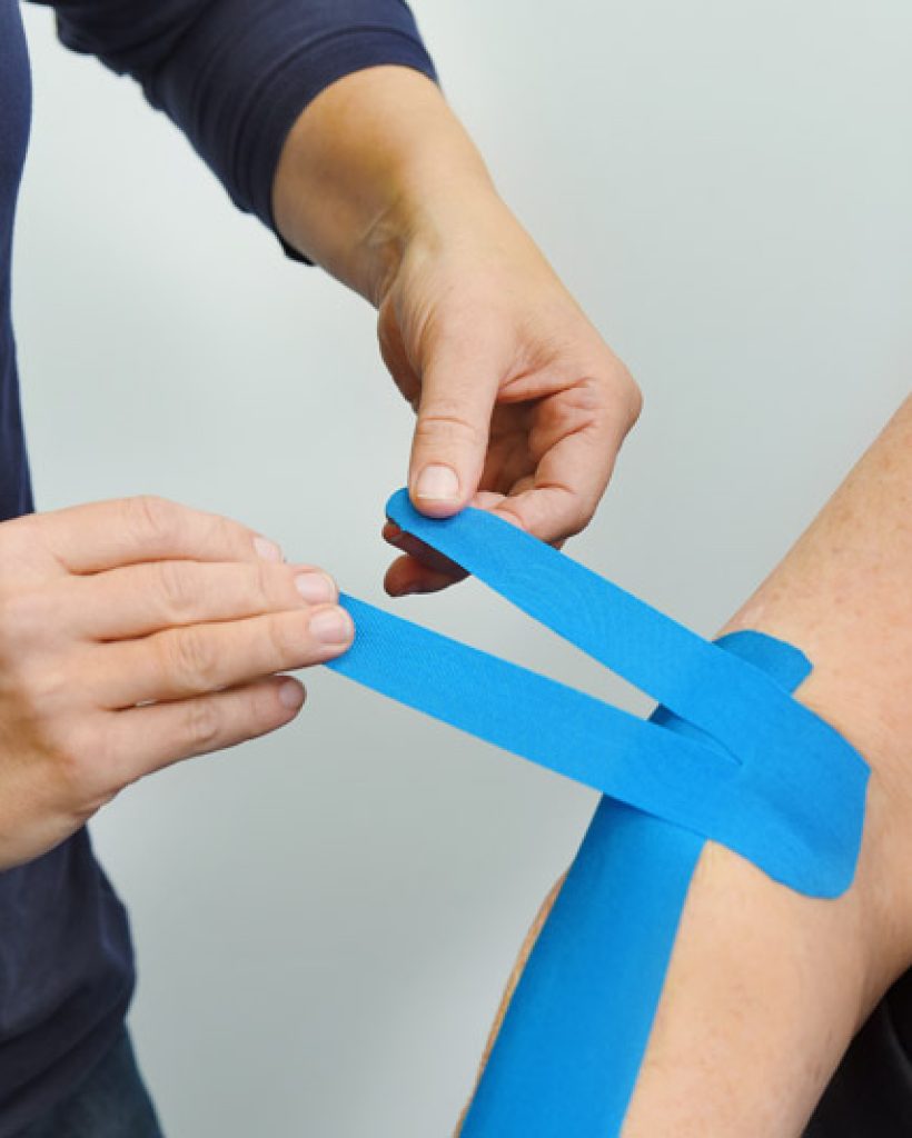 BAS_3813-Medical_Taping-800x600px